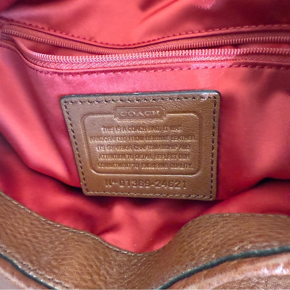 LIKE-NEW Coach Phoebe Shoulder Bag - Picture 8 of 11